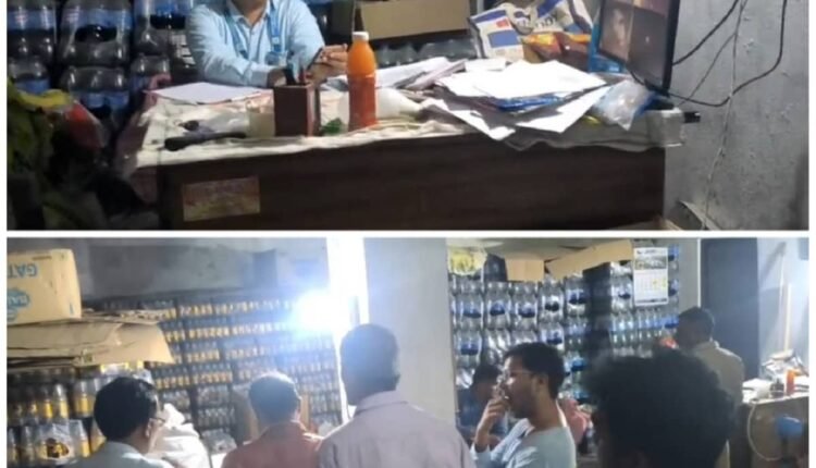 gst-raid-at-cold-drink-warehouse-in-rampur-pasiyapura