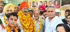 Rohtas Jangra, Chairman of the Haryana Labour Welfare Board, arrived in Rania; he was welcomed at multiple locations where decorative lights were strung up, and a felicitation ceremony turned into a rally.
