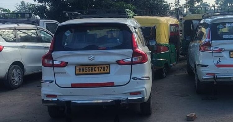 rampur-transport-department-action-overloaded-dumper-illegal-bus-ertiga-seized