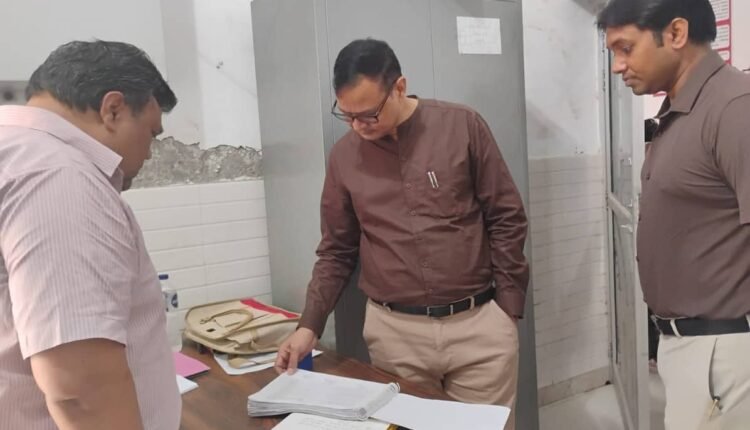 The Chief Development Officer inspected the Milak development block and issued necessary instructions after examining the records.
