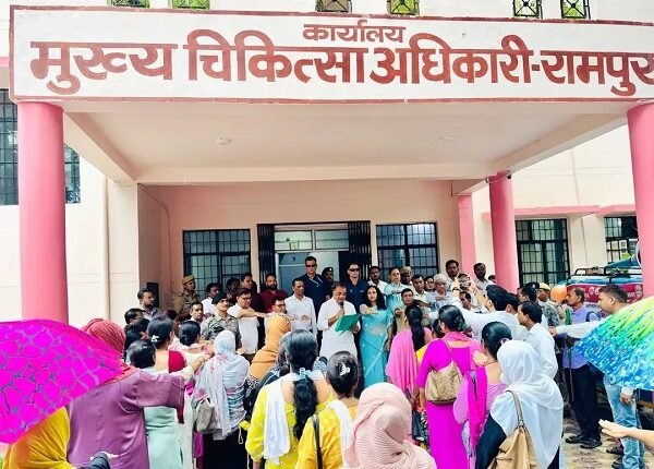 Launch of the Special Communicable Disease Control and Dastak Campaign; message of cleanliness and vigilance conveyed through a public awareness rally