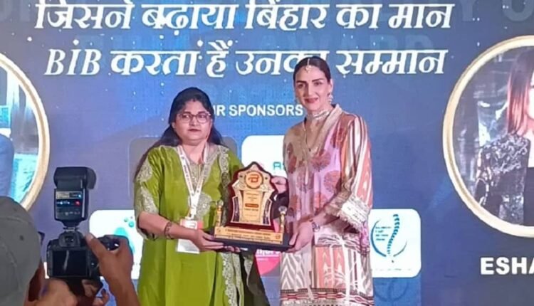 Bihar,author Alka Mishra ,Esha Deol, 'Iconic Author of Bihar Award 2026'