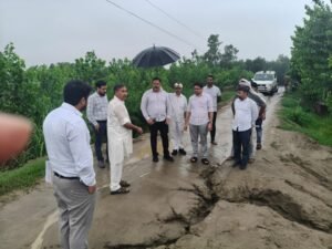 Rampur: Administration alert regarding potential floods; conducts on-site inspection of vulnerable areas