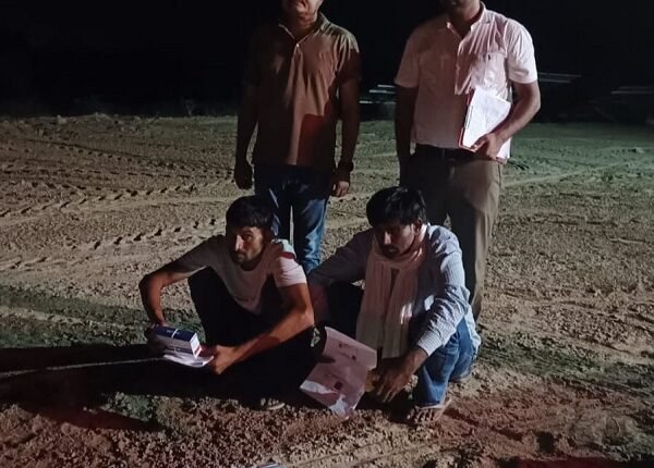 Sirsa police apprehended two youths with 1,500 intoxicating capsules and handed them over to the Drug Inspector.