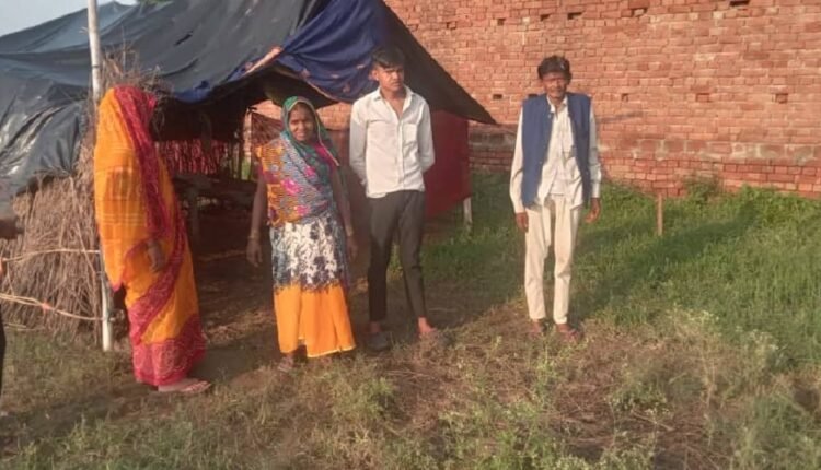 mirzapur-jigna-harijan-land-illegal-encroachment-attempt-dm-complaint