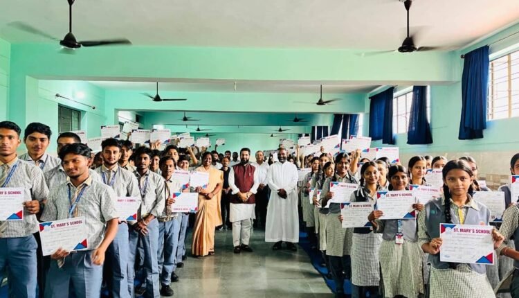 sw​​ar-st-marys-school-meritorious-students-honored-faisal-khan-lala