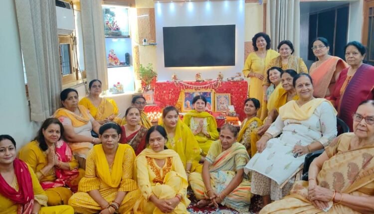rampur-guru-purnima-gayatri-parivar-mahila-mandal-deep-yagya-2026
