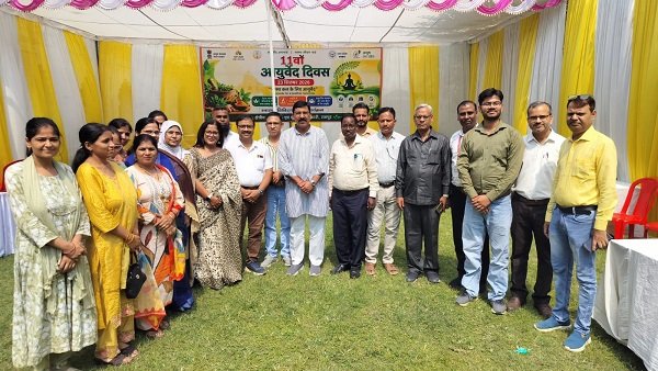international-ayurveda-day-rampur-homeopathy-medical-camp