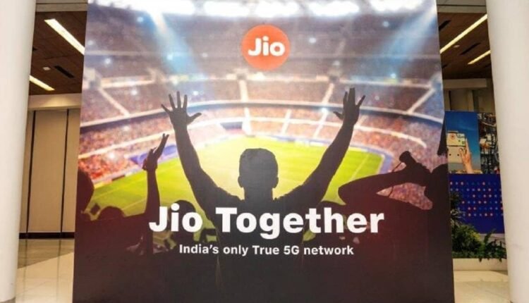 jio-10-years-anniversary-social-media-brand-wishes