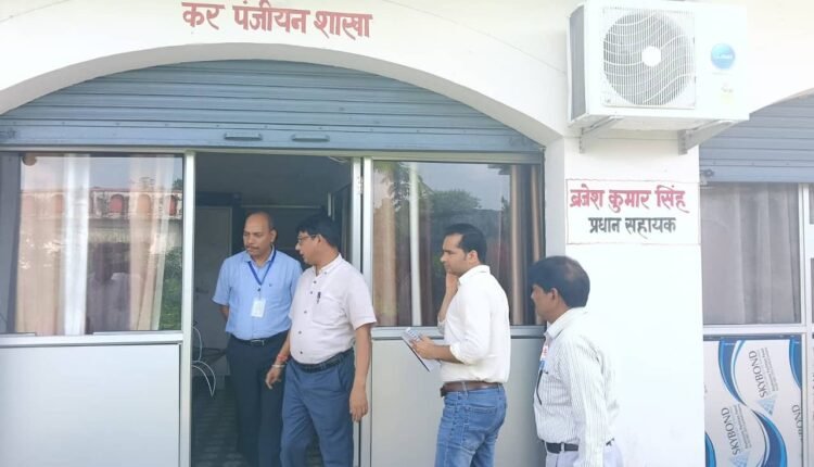 rampur-arto-office-surprise-inspection-cctv-adti