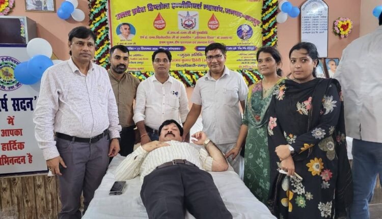 rampur-blood-donation-camp-23-units-blood-donation