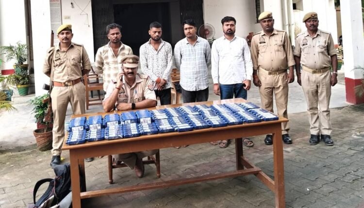 mirzapur-jamalpur-illegal-liquor-154-pet-bottles-four-arrested