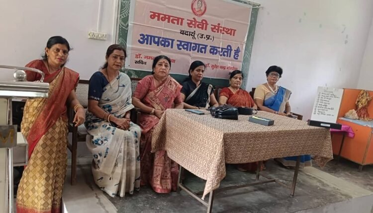 badaun-free-camp-government-schemes-sukanya-samriddhi-ayushman-card
