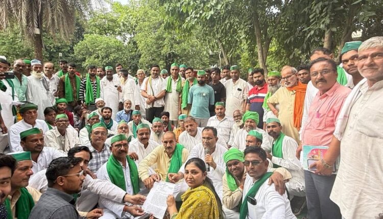 rampur-farmers-protest-tehsil-sadar-kisan-samvad-samadhan-diwas