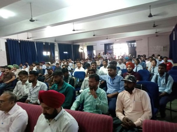 rampur-job-fair-bilaspur-482-youth-selected