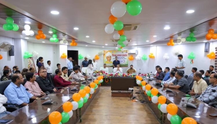 rampur-teacher-honor-ceremony-38-teachers-cm-yogi