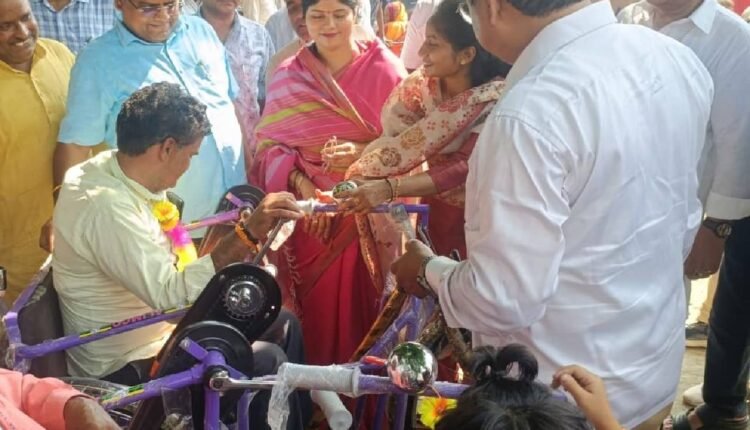 rampur-seva-sankalp-abhiyan-divyangjan-assistive-equipment