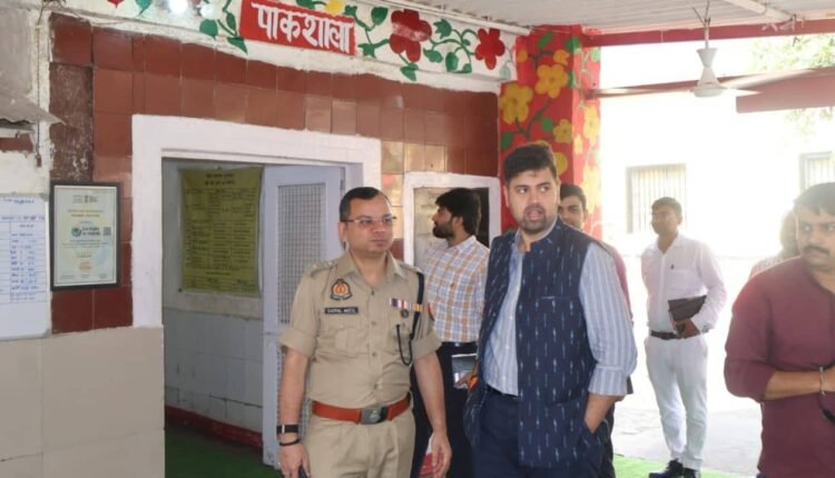 moradabad-district-jail-inspection-surprise