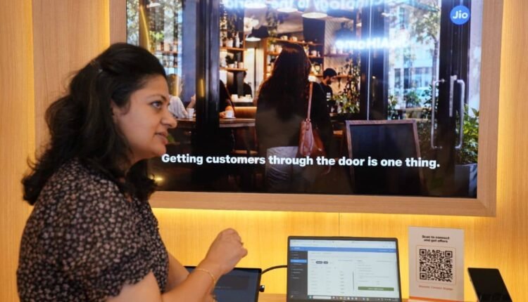 Slug: jio-smart-shop-india-mobile-congress-2026