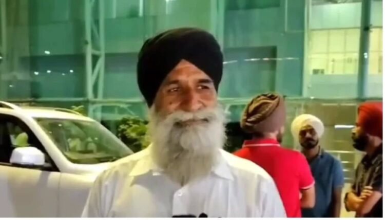 jugraj-singh-welcome-amritsar-airport-hockey-gold-medal