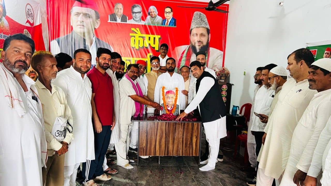 mulayam-singh-yadav-death-anniversary
