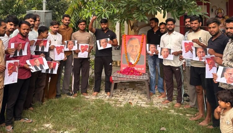 mulayam-singh-yadav-death-anniversary