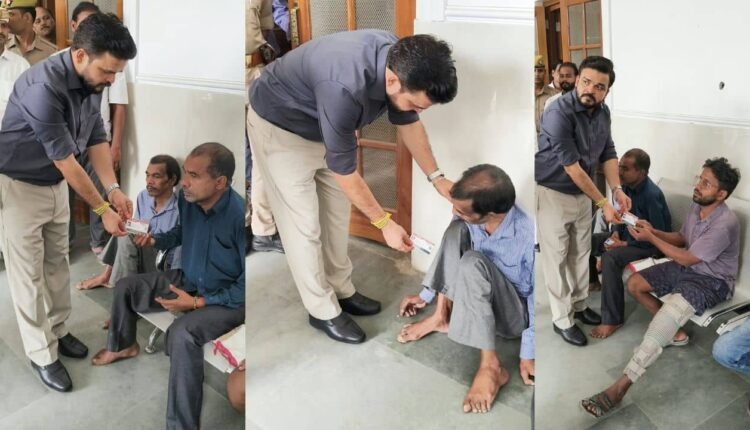 rampur-ayushman-card-first-in-up-1-79-lakh-cards