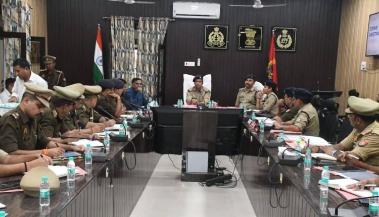 rampur-crime-review-meeting-police-officers
