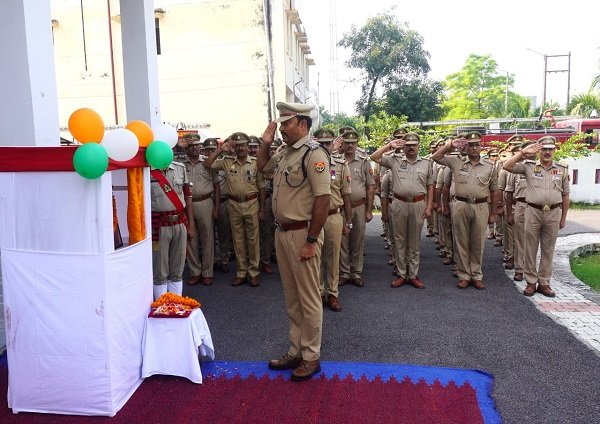 rampur-police-gandhi-shastri-jayanti