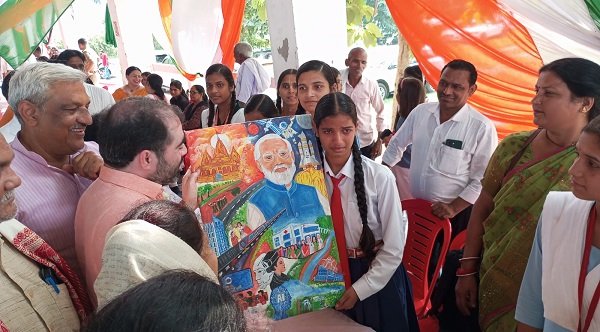 barabanki-seva-sankalp-abhiyan-painting-exhibition